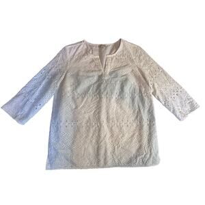 TALBOTS Pet M Top White Eyelet Embroidered 100% Cotton 3/4 Sleeve V Neck Layered